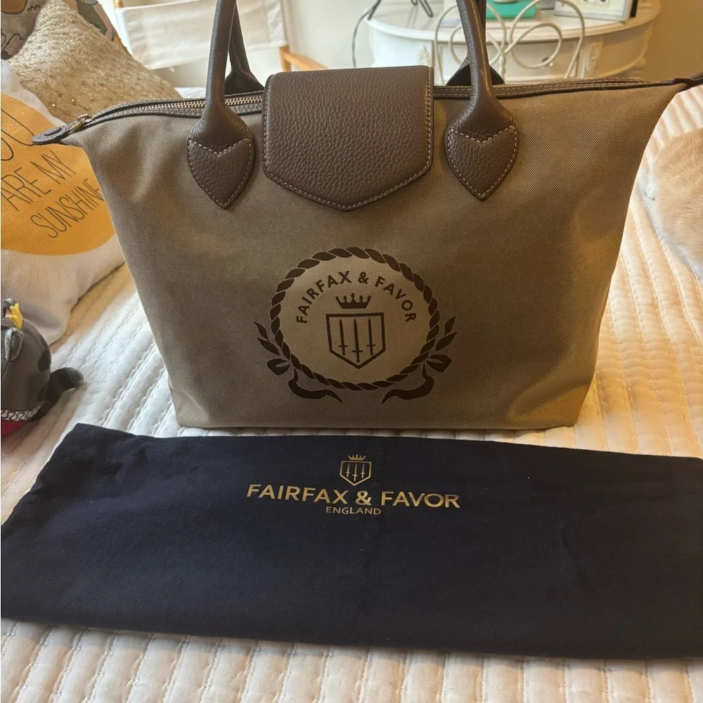 NWOT Fairfax & Favor Lemmington Jacquard Tote in Taupe 👜 🤎 - Picture 3 of 8
